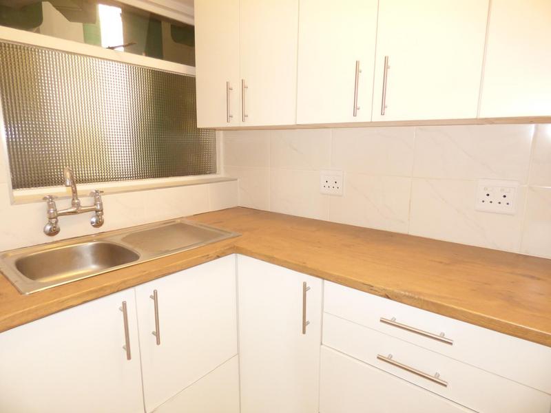 1 Bedroom Property for Sale in Mouille Point Western Cape